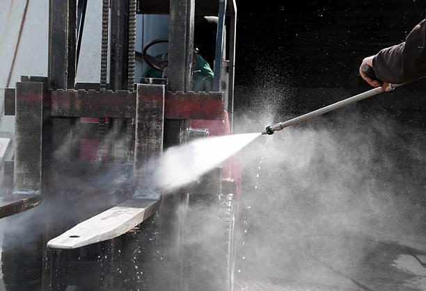 Best Concrete Pressure Washing  in Truman, MN